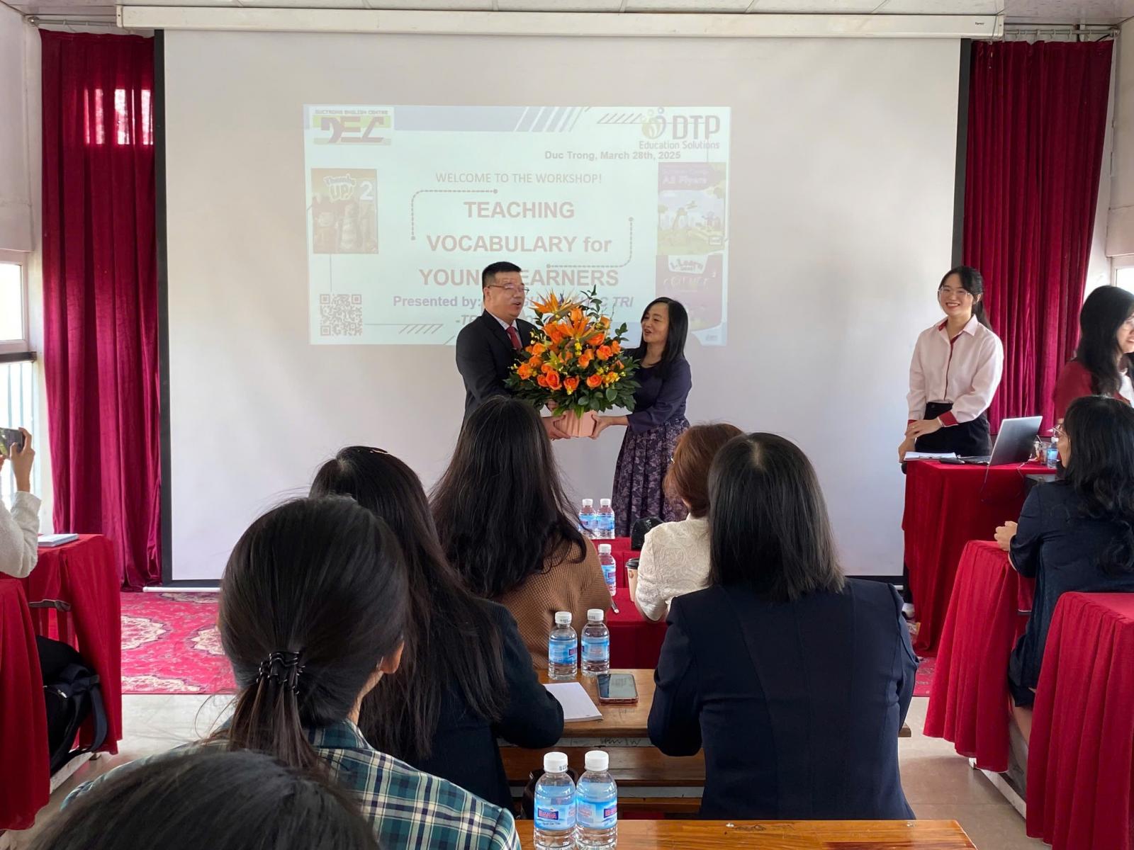 TẬP HUẤN GIÁO VIÊN VỀ PHƯƠNG PHÁP DẠY TỪ VỰNG TIẾNG ANH CHO THIẾU NHI